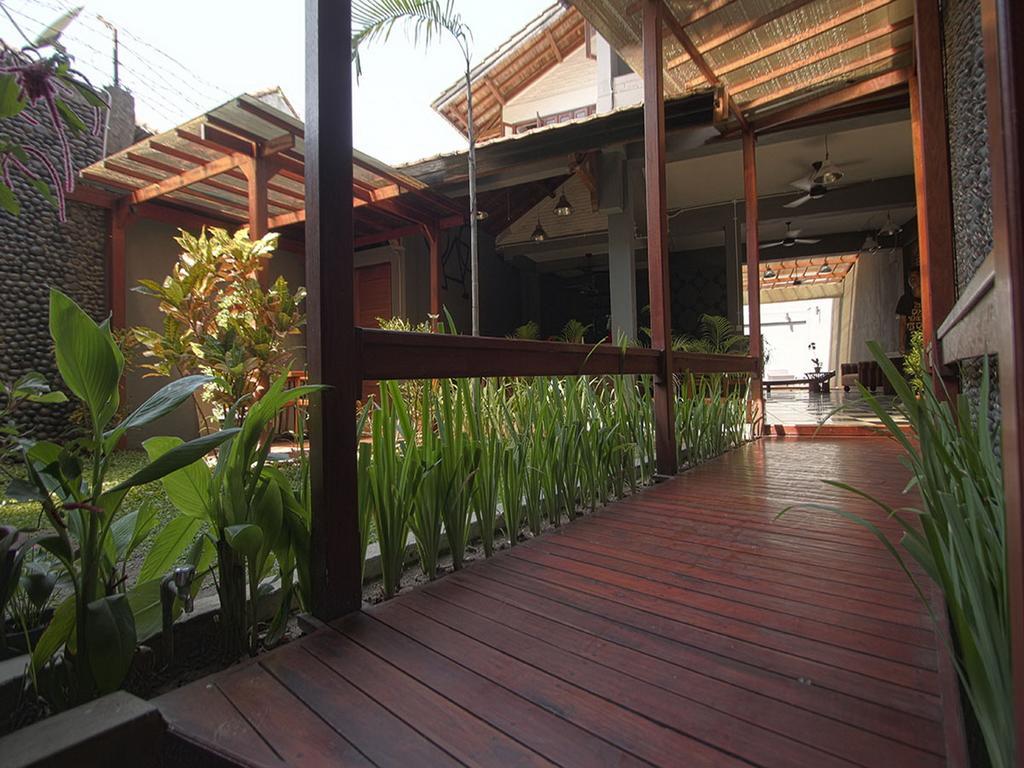 Kayun Hostel Downtown Kuta Lombok Zewnętrze zdjęcie